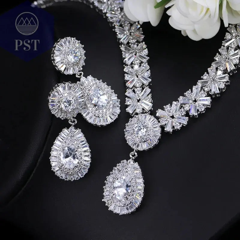 CWWZircons Exklusive Dubai Gold Plate Schmuck Luxus Zirkonia Halskette Ohrring Armband Partei Schmuck-Set für Frauen T053 PST PS Tradings